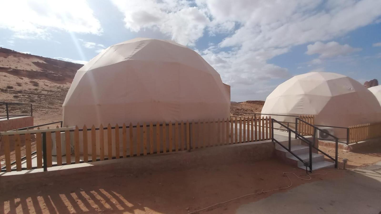 Hotel Al Raha Luxury Camp Wadi Rum Exterior foto