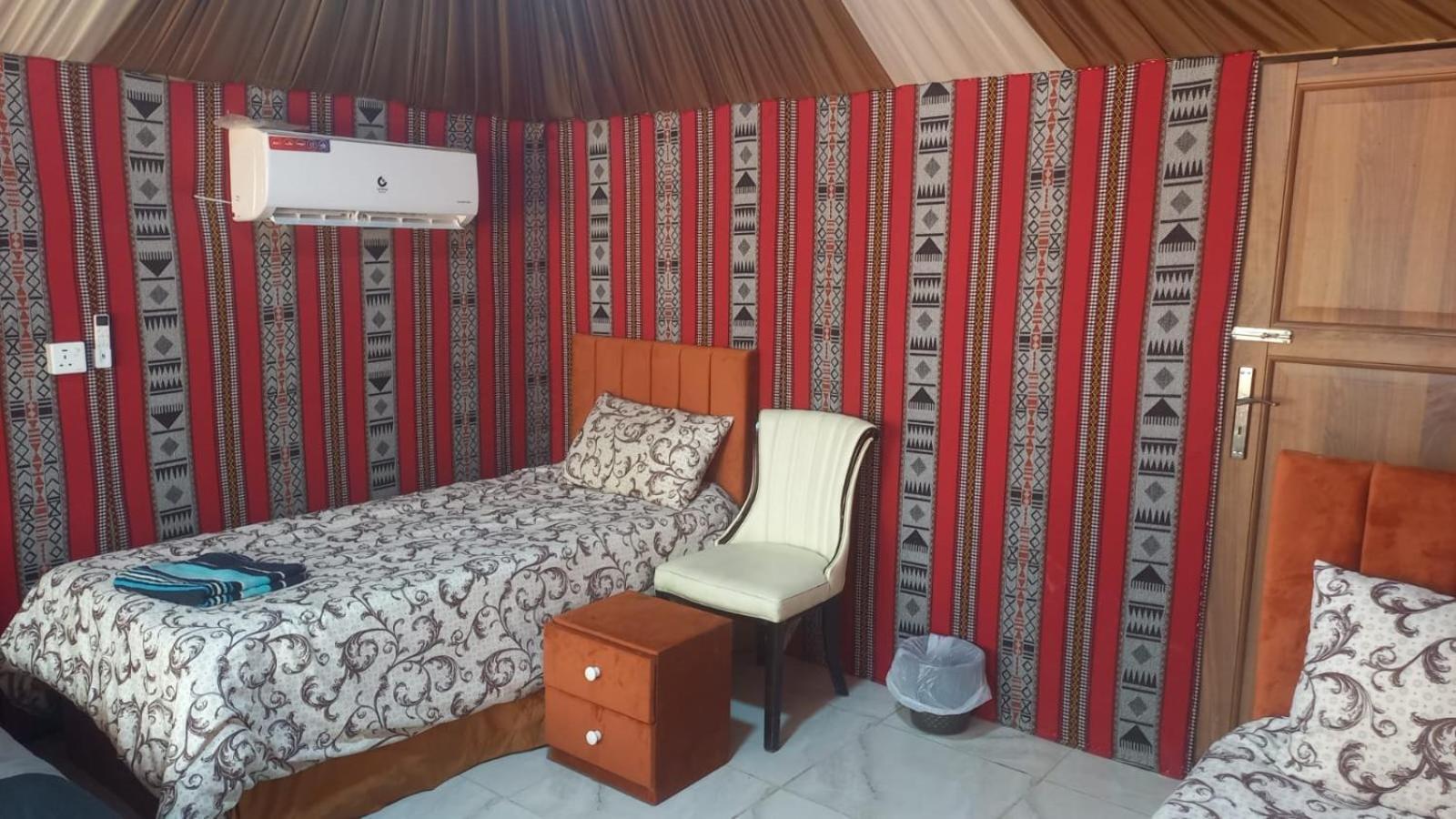 Hotel Al Raha Luxury Camp Wadi Rum Exterior foto